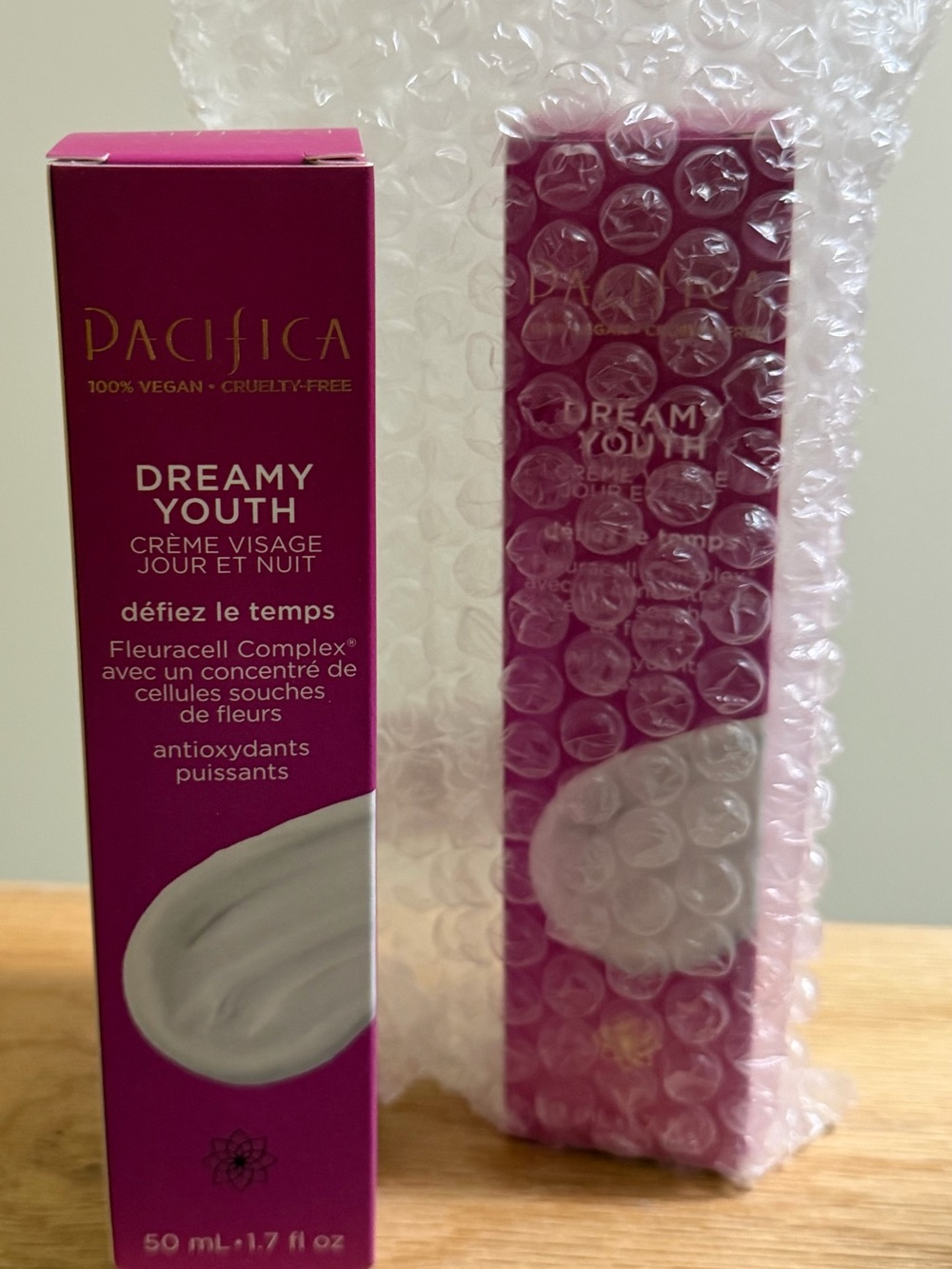 Pacifica Dreamy Youth Moisturizer - Pink Packaging